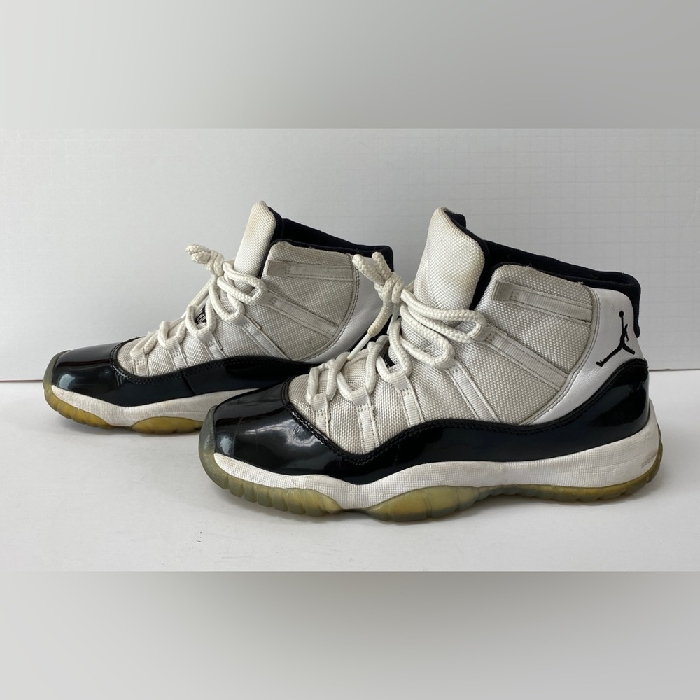 Nike Air Jordan Retro 11 Concord 2018 Black White Size 7Y